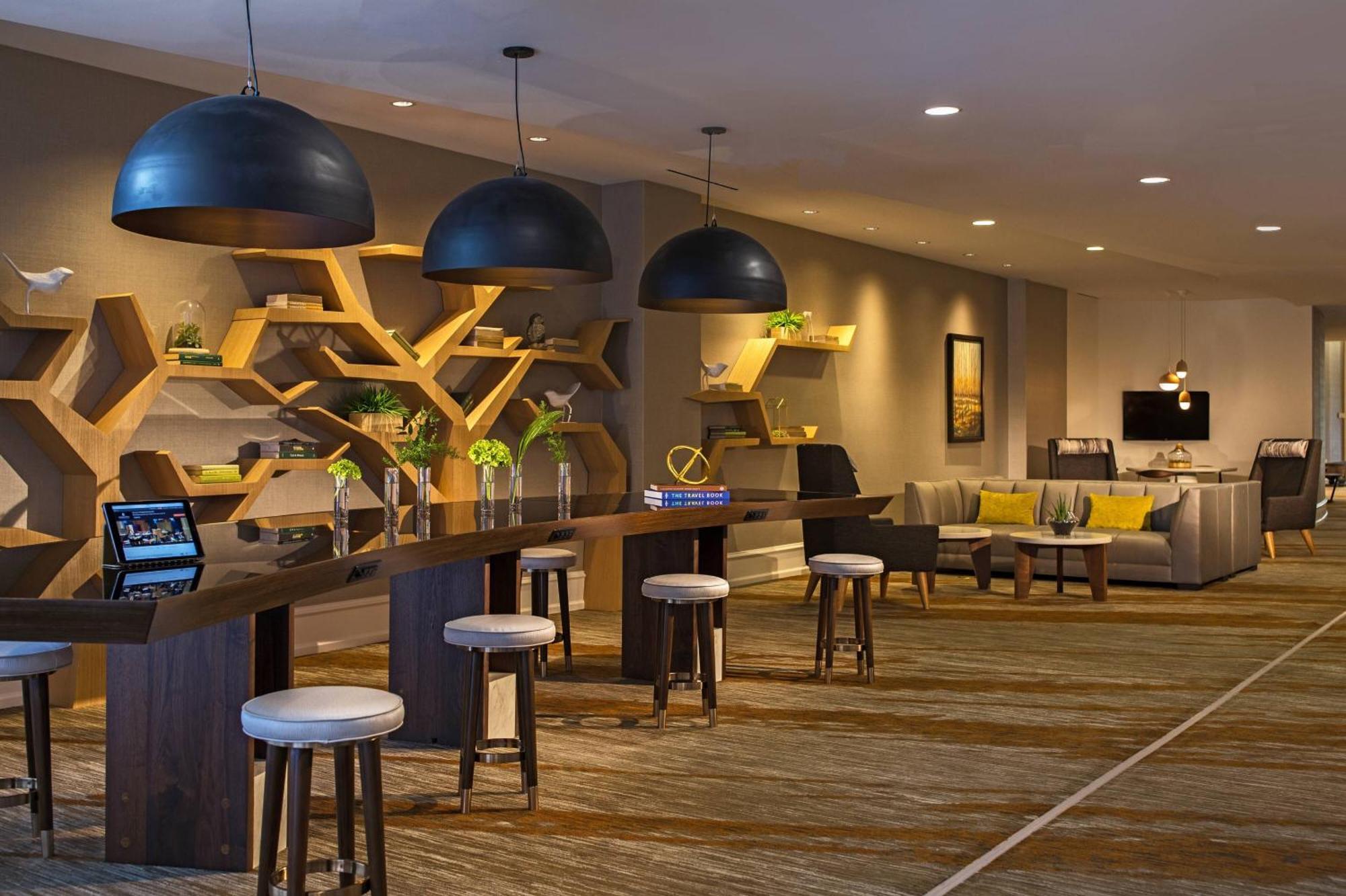 Renaissance Raleigh North Hills Hotel Bagian luar foto