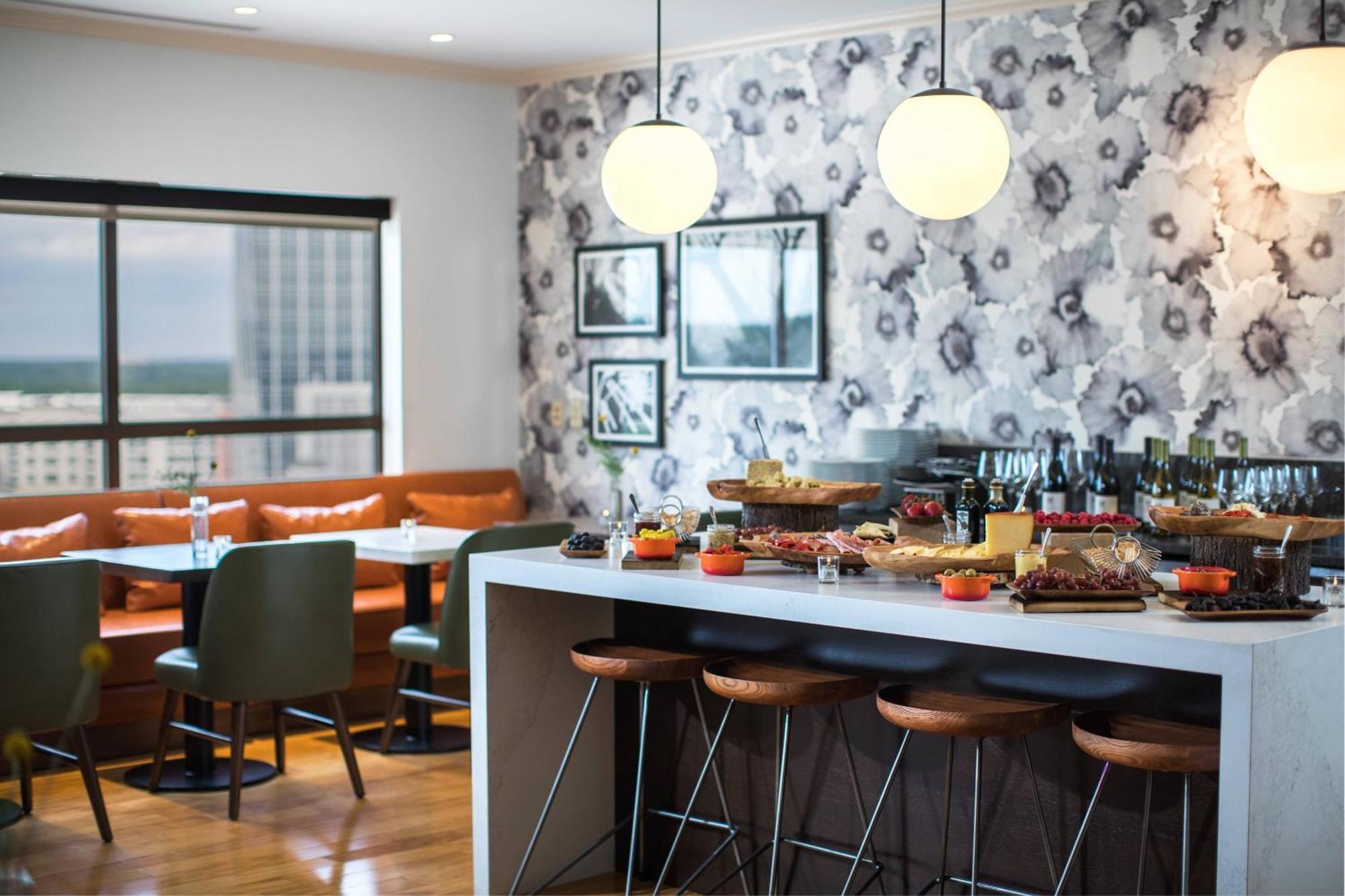 Renaissance Raleigh North Hills Hotel Bagian luar foto